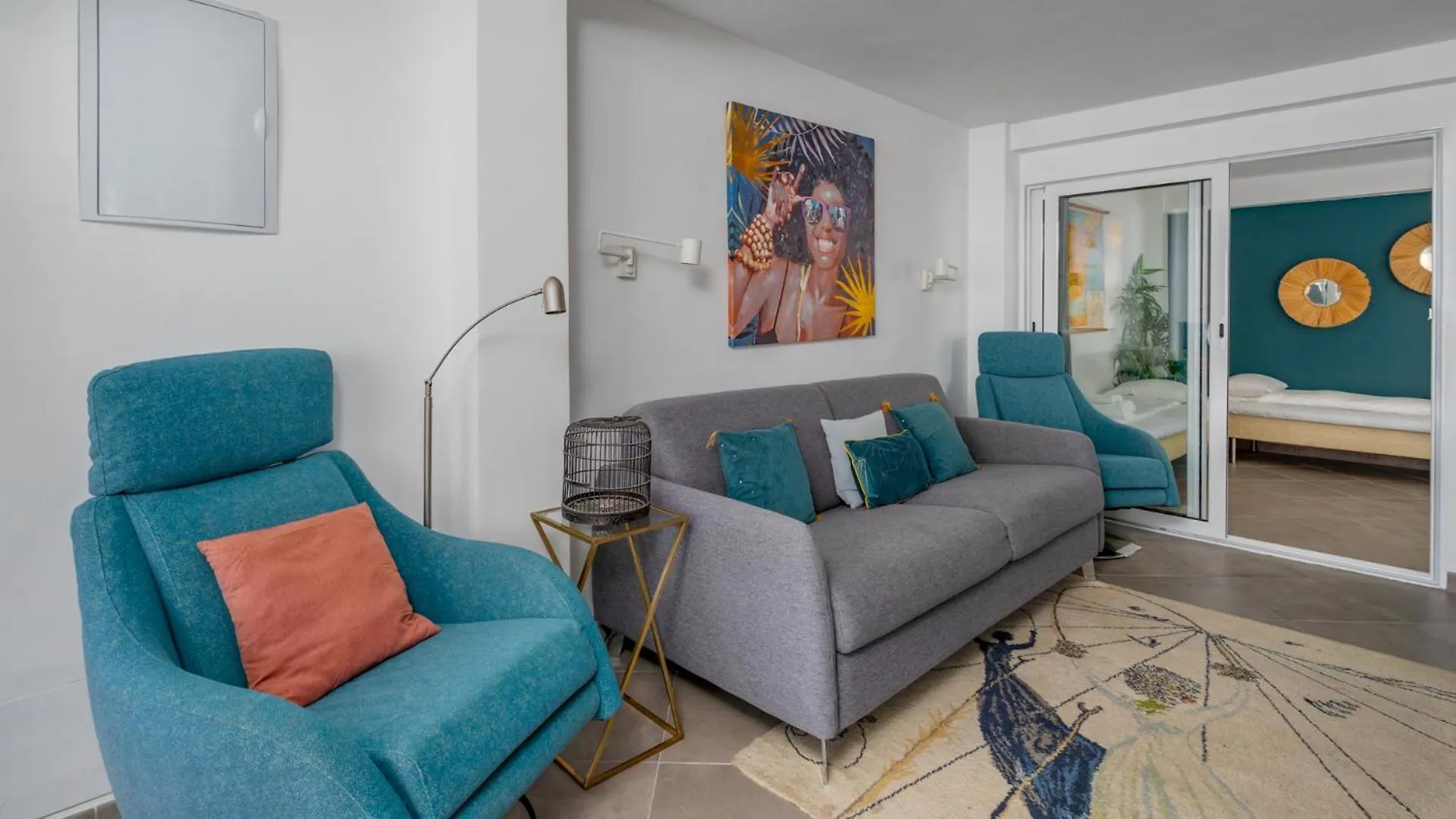 Sunny Serenity 200M From Beach Fuengirola 0*,  Espagne